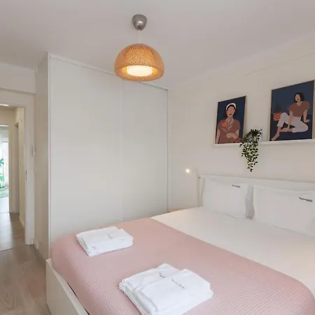 Flh Olivais Family Flat Daire
